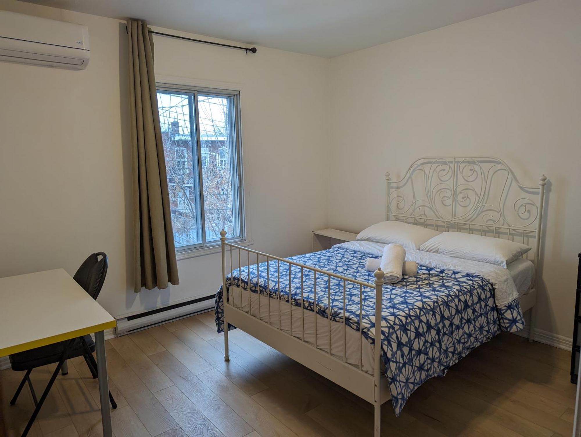 Harmony Room Near Metro Monk Station With Self Check-In — Photos 2